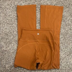 Lululemon Groove Super-High-Rise Flared Pant Nulu